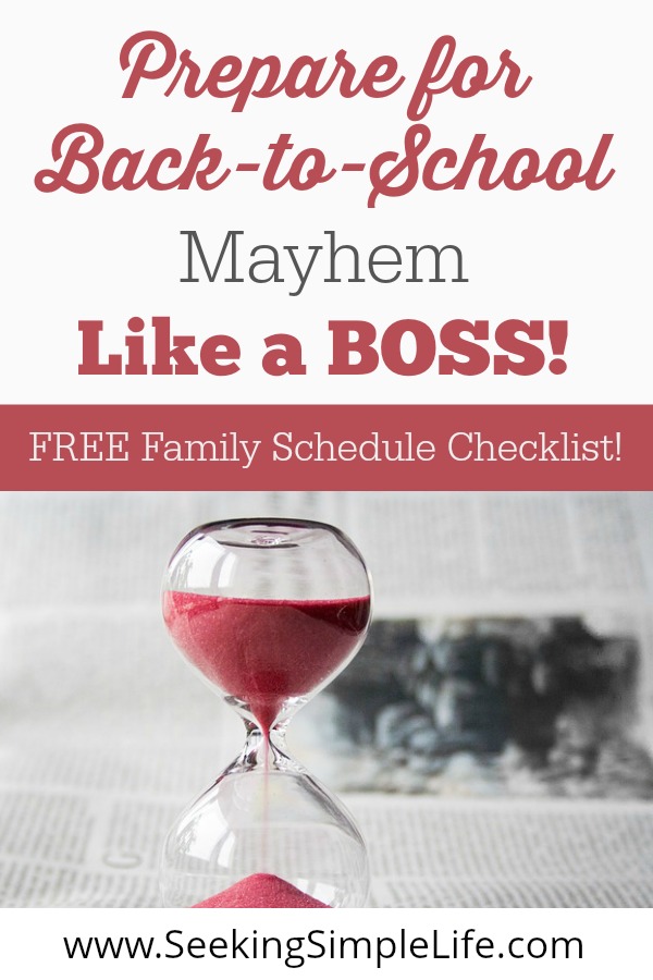 Finally get the family schedule organized by using this FREE app and downloading a FREE checklist to get your schedule organized. #familyscheduletips #homeorganizationtips #momhacks #planningtools #schedulingtools #familyorganizer #seekingsimplelife